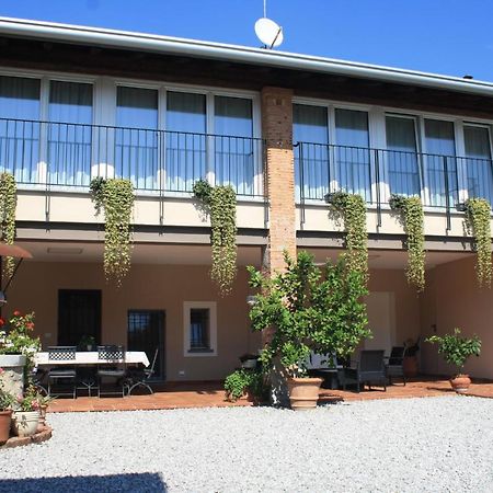 Cascina San Martino Bed and Breakfast Passirano Εξωτερικό φωτογραφία