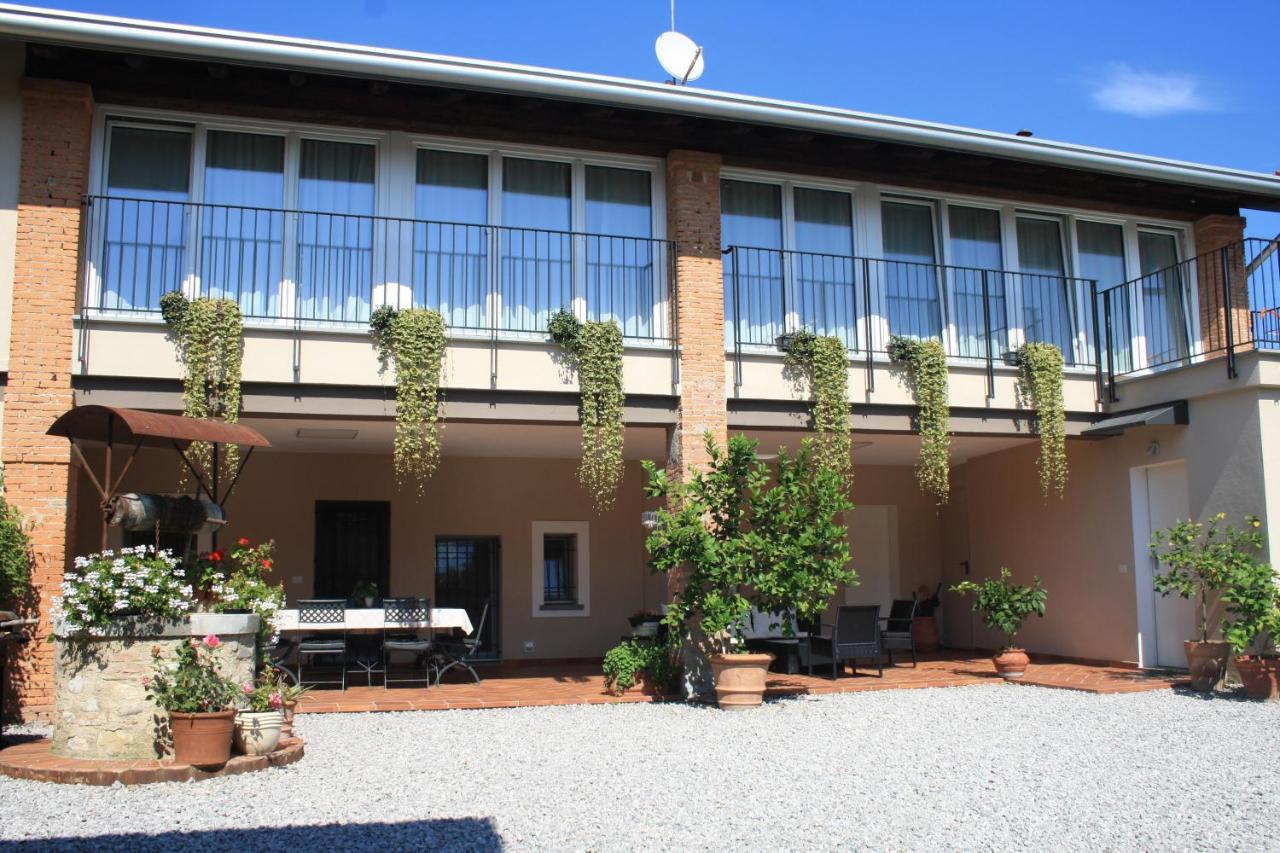 Cascina San Martino Bed and Breakfast Passirano Εξωτερικό φωτογραφία